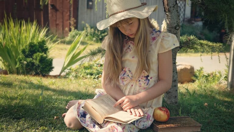 Lire la suite à propos de l’article Trouver sa voie littéraire : quels livres choisir quand on est ado ?